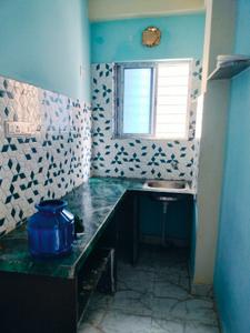 Kitchen Image of 350 Sq.ft 1 BHK Apartment / Flat for rent in Picnic Garden Kolkata for Rs. 7000