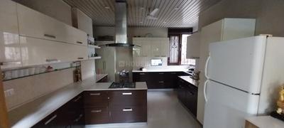 Kitchen Image of 5000 Sq.ft 6 BHK Independent House for sale in DLF Independent Floors At Dlf City Phase III, DLF Phase 3 Gurgaon for Rs. 110000000