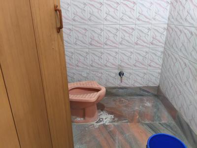 Image of 650 Sq.ft 2 BHK Apartment / Flat for sale in Lake Gardens, Kolkata for Rs. 2500000