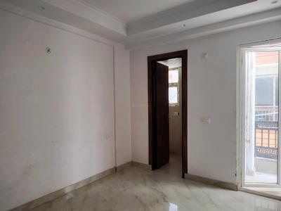 Bedroom Image of 1010 Sq.ft 2 BHK Apartment / Flat for sale in Vihaan Heights The Ultima 107, Sector 104 Noida for Rs. 5590000