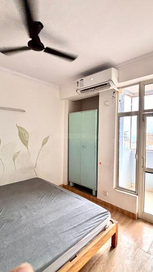 Pi 1 Bedroom 1