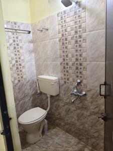 Bathroom Image of 1100 Sq.ft 2 BHK Apartment / Flat for rent in Ayapakkam Chennai for Rs. 17000