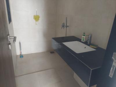 Bathroom Image of 640 Sq.ft 1 RK Apartment / Flat for sale in Lodha Belmondo, Gahunje Pune for Rs. 7800000