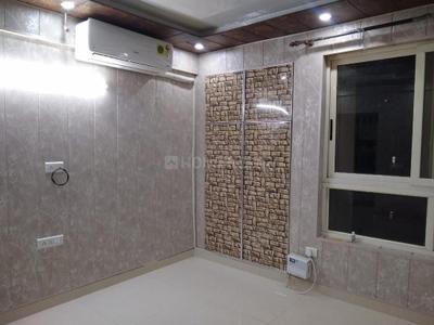 Bedroom Image of 1230 Sq.ft 2 BHK Apartment / Flat for rent in Unitech Fresco, Sector 50 Gurgaon for Rs. 51000