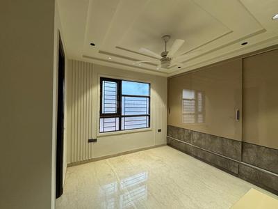 Bedroom Image of 1494 Sq.ft 3 BHK Builder Floor for rent in Paschim Vihar New Delhi for Rs. 55000