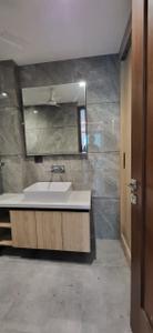 Bathroom Image of 2900 Sq.ft 4 BHK Builder Floor for rent in South City Floors 1, Sector 41 Gurgaon for Rs. 110000