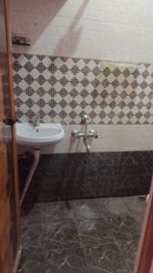 Bathroom Image of 600 Sq.ft 1.5 BHK Independent House for rent in Mahadevapura Bengaluru for Rs. 17000