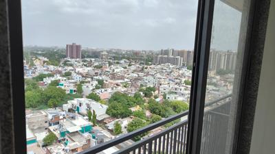 Balcony Image of 900 Sq.ft 3 BHK Apartment / Flat for rent in Vivaan Aura, Zundal Ahmedabad for Rs. 28000