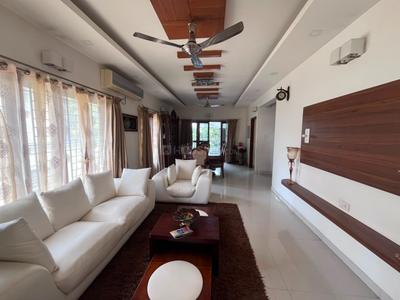 5 BHK Flat