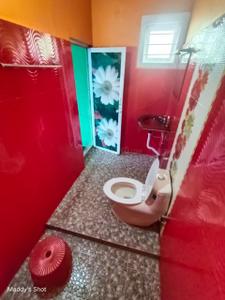 Bathroom Image of 2250 Sq.ft 3 BHK Independent House for rent in Adukkam Dindigul for Rs. 40000