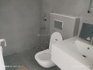 Image of 1305 Sq.ft 3 BHK Apartment / Flat for sale in Signature Global City 37D II, Sector 37D, Gurgaon for Rs. 14900000