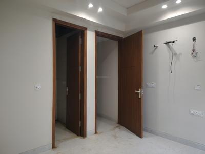 Bedroom Image of 800 Sq.ft 2 BHK Apartment / Flat for sale in Chhattarpur New Delhi for Rs. 6520000