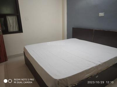 Bedroom Image of 400 Sq.ft 1 BHK Villa for rent in Sector 11 Noida for Rs. 16000
