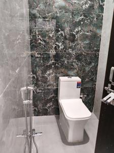 Bathroom Image of 750 Sq.ft 1 BHK Apartment / Flat for rent in Susuwahi Varanasi for Rs. 10000