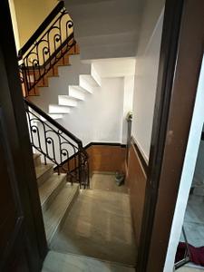 Balcony Image of 2000 Sq.ft 3 BHK Builder Floor for rent in Anand Vihar New Delhi for Rs. 50000
