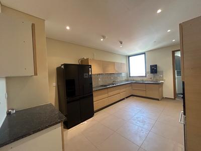 Kitchen Image of 8000 Sq.ft 5 BHK Apartment / Flat for sale in Embassy Lake Terraces, Hebbal Kempapura Bengaluru for Rs. 150000000