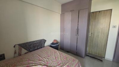 Bedroom Image of 800 Sq.ft 2 BHK Apartment / Flat for rent in Address 51, Bandra East Mumbai for Rs. 110000