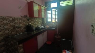 Kitchen Image of 540 Sq.ft 1.5 BHK Independent House for sale in Sector 10A Gurgaon for Rs. 13500000