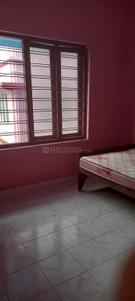 Bedroom Image of 650 Sq.ft 4 BHK Independent House for rent in Thammanam Kochi for Rs. 15000