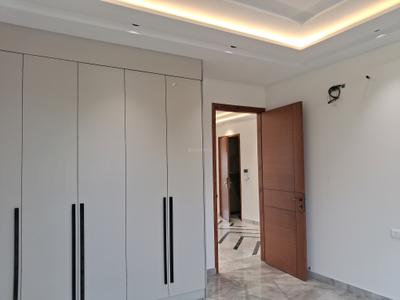 Bedroom Image of 1800 Sq.ft 3 BHK Builder Floor for sale in Paschim Vihar New Delhi for Rs. 39500000