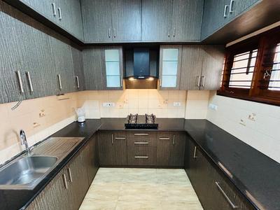 Kitchen Image of 1250 Sq.ft 2 BHK Apartment / Flat for rent in Shanders Alta Vista, Electronic City Bengaluru for Rs. 38000