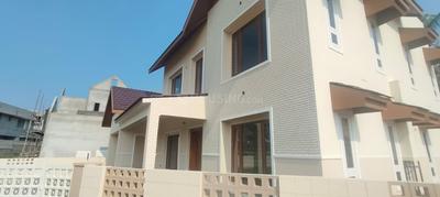 Image of 3000 Sq.ft 4 BHK Independent House for sale in Kuttoor, Thrissur for Rs. 19500000