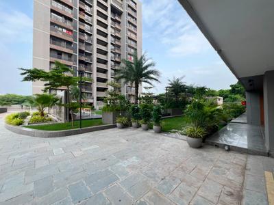 Balcony Image of 1800 Sq.ft 3 BHK Apartment / Flat for sale in New Alkapuri Vadodara for Rs. 12500000