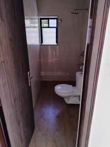 Bathroom Image of 1250 Sq.ft 2 BHK Apartment / Flat for rent in Edcon Greenfields, Merces Goa for Rs. 30000