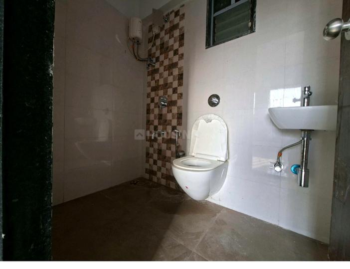 Royal samarpan Sai nagar kandivali west Bathroom 1