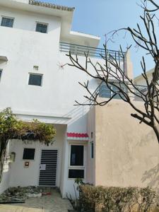 Image of 2185 Sq.ft 3 BHK Villa for sale in Paramount Golfforeste Villas, Surajpur, Greater Noida for Rs. 24500000
