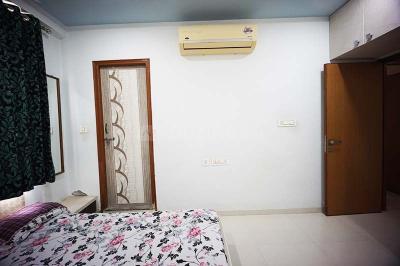 Bedroom Image of 1800 Sq.ft 3 BHK Apartment / Flat for sale in Sola Ahmedabad for Rs. 10500000
