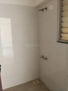 Bathroom Image of 400 Sq.ft 1 BHK Apartment / Flat for rent in Skylark Apartments RVR 7A At Riverview City, Loni Kalbhor Pune for Rs. 9000
