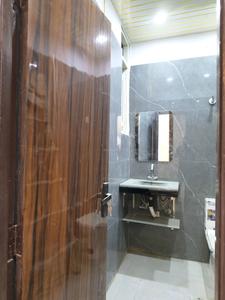 Common Bathroom Image of 825 Sq.ft 2 BHK Builder Floor for sale in Indirapuram Ghaziabad for Rs. 5300000