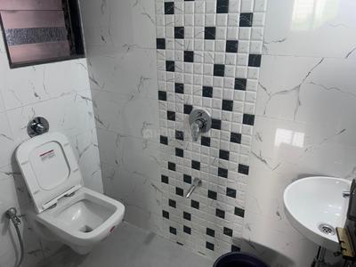 Bathroom Image of 610 Sq.ft 1 BHK Apartment / Flat for sale in Bhandup West Mumbai for Rs. 8000000
