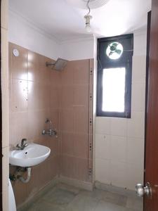 Common Bathroom One Image of 1850 Sq.ft 3 BHK Apartment / Flat for sale in Sector 7 Dwarka New Delhi for Rs. 26800000