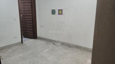 Bedroom Image of 1100 Sq.ft 3 BHK Builder Floor for sale in Raja Garden New Delhi for Rs. 18000000
