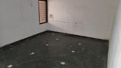 Living Room Image of 2100 Sq.ft 3 BHK Builder Floor for rent in Sector 46 Noida for Rs. 85000