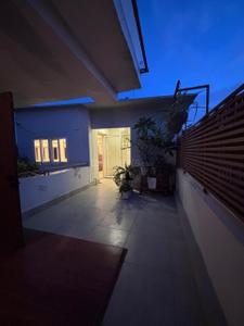 Balcony Image of 750 Sq.ft 1 BHK Builder Floor for rent in Greater Kailash II New Delhi for Rs. 43000