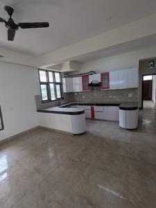 Kitchen Image of 1150 Sq.ft 3 BHK Apartment / Flat for rent in Unitech Uniworld Gardens 2, Sector 47 Gurgaon for Rs. 40000