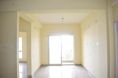 Hall Image of 983 Sq.ft 2 BHK Apartment / Flat for sale in Star Green Tower, North Dum Dum Bediapara Kolkata for Rs. 5600000