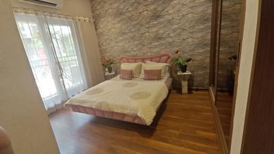 Bedroom Image of 700 Sq.ft 2 BHK Apartment / Flat for sale in Raunak Maximum City, Kasarvadavali Thane for Rs. 8700000