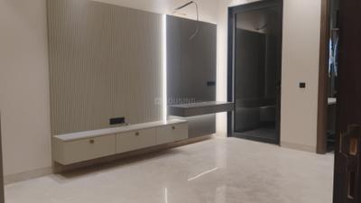 Image of 2538 Sq.ft 4.5 BHK Builder Floor for sale in Model Town, New Delhi for Rs. 60000000
