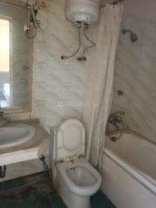 Bathroom Image of 3000 Sq.ft 3 BHK Builder Floor for rent in Unitech Residency Greens, Sector 46 Gurgaon for Rs. 65000