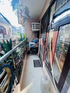 Balcony Image of 1000 Sq.ft 3 BHK Apartment / Flat for sale in Mahavir Enclave New Delhi for Rs. 7500000