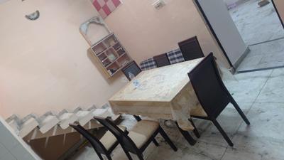 Living Room Image of 2000 Sq.ft 7 BHK Independent House for rent in Rakabganj Agra for Rs. 50000