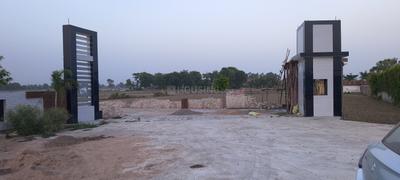 Silver Spring Plot View 2