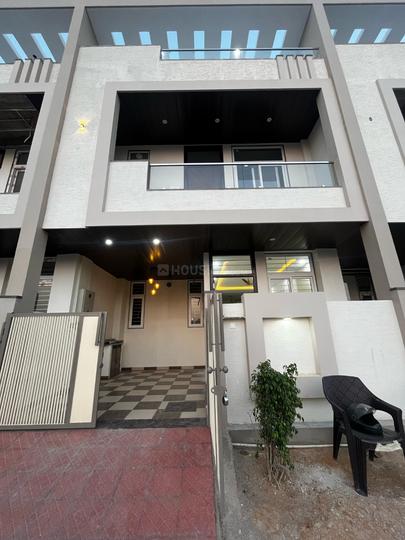 Green villa Main Image 1