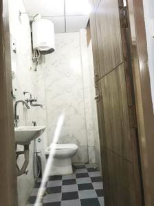 Bathroom Image of 1000 Sq.ft 1 RK Builder Floor for rent in Sector 28 Gurgaon for Rs. 23000