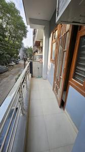 Balcony Image of 1000 Sq.ft 2 BHK Builder Floor for rent in Sector 40 Gurgaon for Rs. 38000