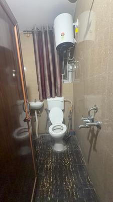 Bathroom Image of 850 Sq.ft 1 RK Independent House for rent in JP Nagar Bengaluru for Rs. 10000